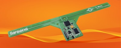 Battery-free RFID voltage level monitoring tag