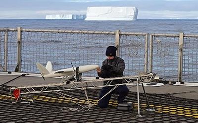 3D printed aircraft to aircraft to navigate through ice
