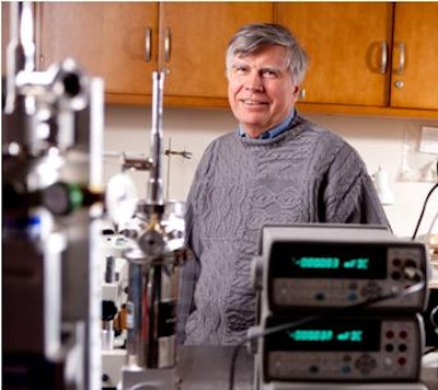 Tweaking solar cells leads to greater efficiency