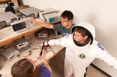 Astronauts' body heat to power electronics