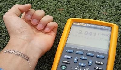 Wearable thermoelectric generator
