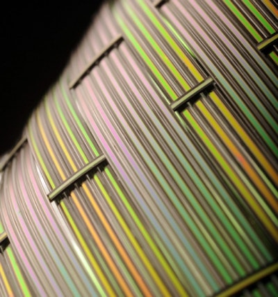 Piezoelectric fabric that can detect and produce sound