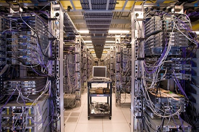 Power generating servers