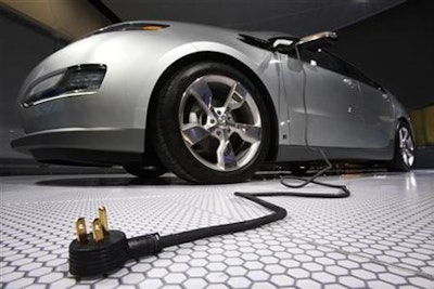 Mechanism behind capacitor's high-speed energy storage discovered