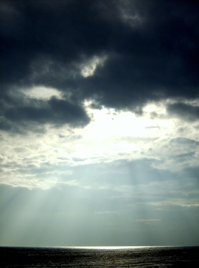 Nanowire research for new generation of portable solar fuel power