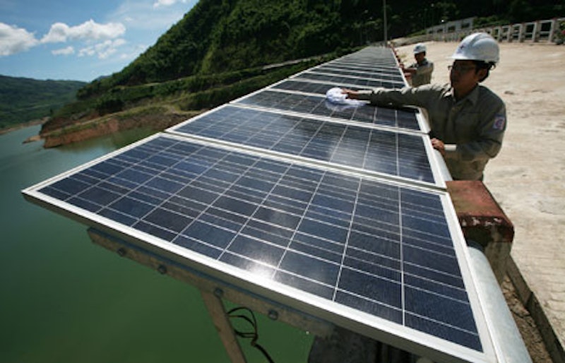 Sharp to construct mega solar power plant in Vietnam