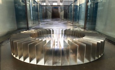 Wave concentrator helps capture renewable energy from the sea