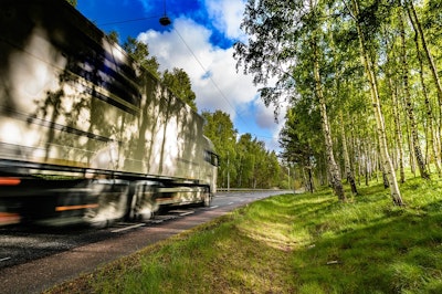 Dynamic electric road system to be built in Sweden
