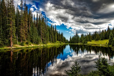 Colorado Air Quality Control adopts a zero-emission vehicle standard