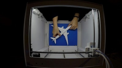 Windows, Tray Tables and Planes - British Airways Trials 3D Printing