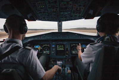 Speech Recognition and AI Help Take the Pressure off Aircrew