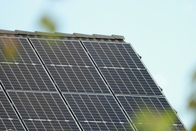 Solar Cells: Three Crystal Layer Produces Thousand Times More Power