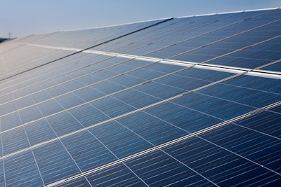 US Solar Energy to Generate More Power in 2035 Than All Homes Use Now