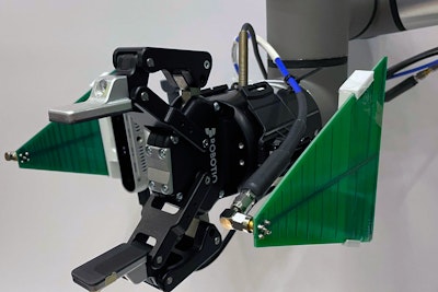 A Robot That Finds Lost Items
