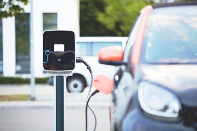New Technology to Make Charging Electric Cars as Fast as Pumping Gas