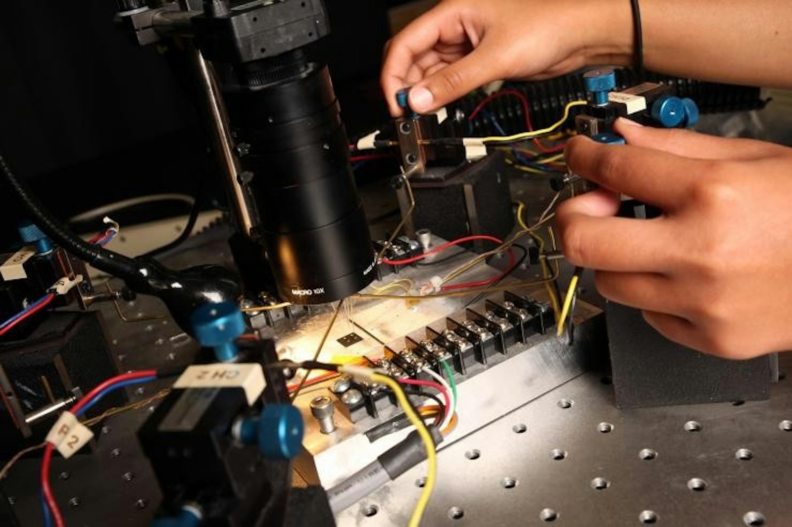 novel-circuit-design-boosts-wearable-thermoelectric-generators