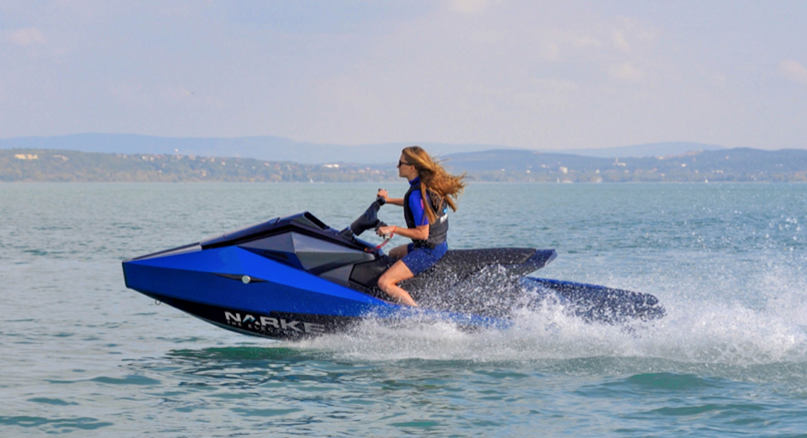 Environmentally friendly electric jet ski | Electric Vehicles Research